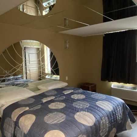Hotel Jamaica Plaza Ню Йорк Екстериор снимка