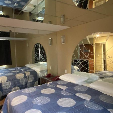 Hotel Jamaica Plaza Ню Йорк Екстериор снимка