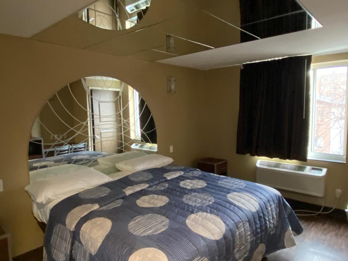 Hotel Jamaica Plaza Ню Йорк Екстериор снимка