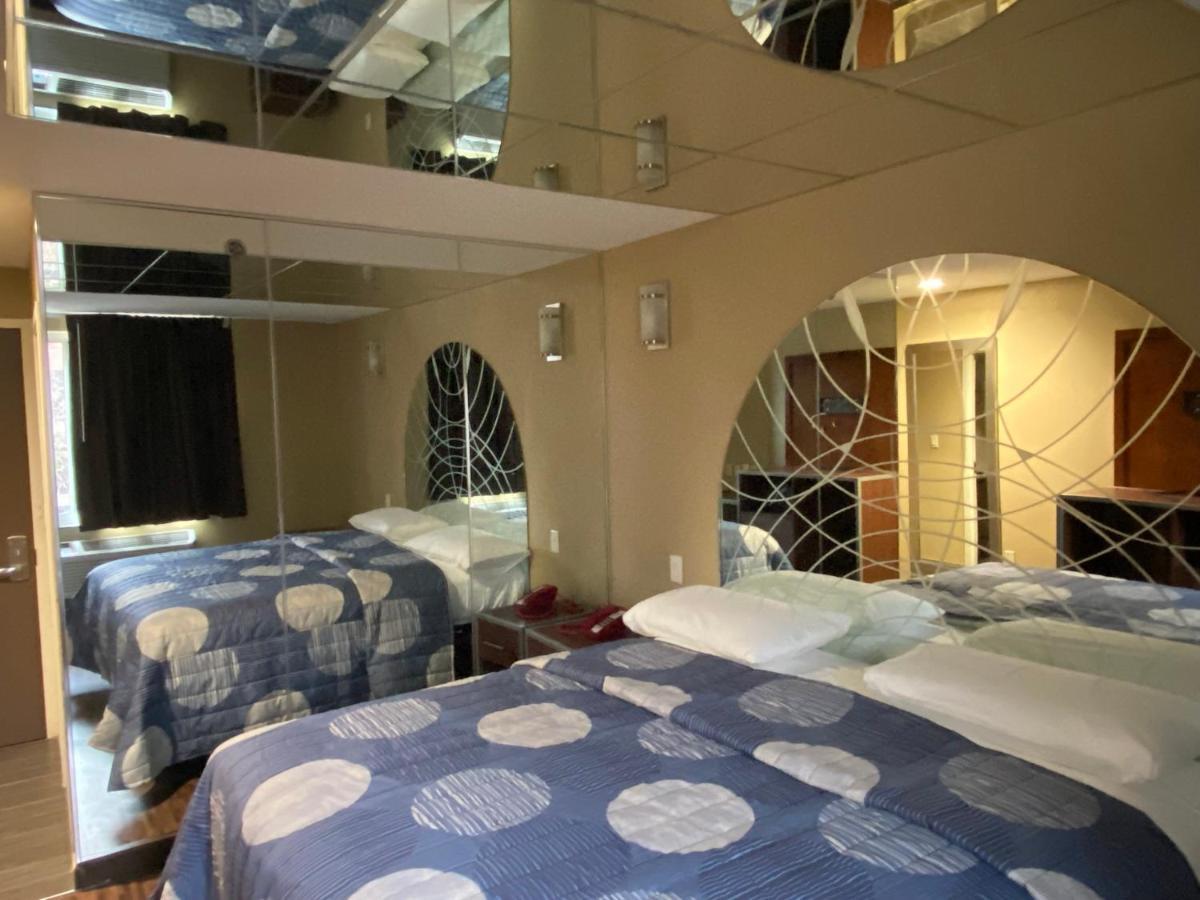 Hotel Jamaica Plaza Ню Йорк Екстериор снимка